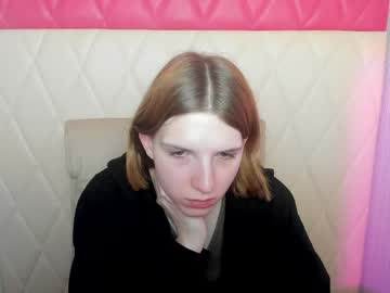 Xsophieexx Chaturbate stream image from April 19, 2026