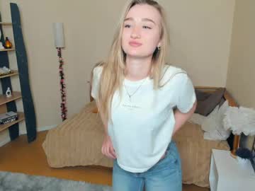 Kaceyeichel Chaturbate stream image from April 19, 2026