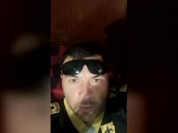 Papi700899 Chaturbate stream image from April 19, 2026