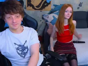 Laksmrrr Chaturbate stream image from April 19, 2026