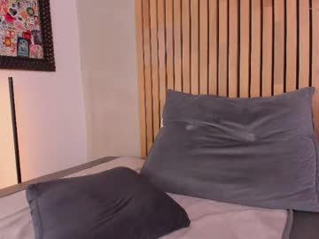 Honeyhot69__ Chaturbate stream image from April 19, 2026