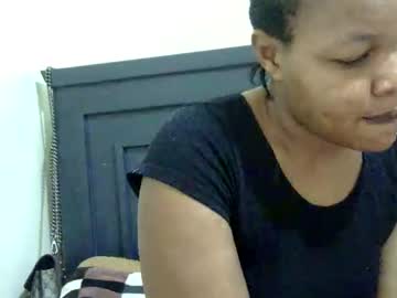 Pfani1523 Chaturbate stream image from April 19, 2026