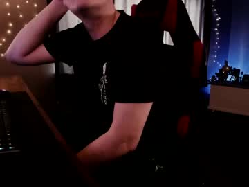 Greg0013 Chaturbate stream image from April 19, 2026