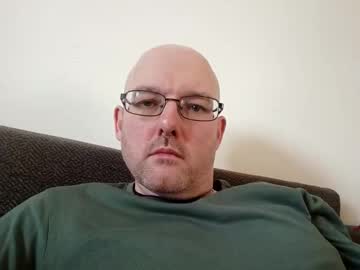 Knobrich2 Chaturbate stream image from April 19, 2026