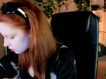 Michellewestwood stream image from April 19, 2026