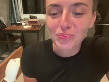 Manon_Hottie Chaturbate stream image from April 19, 2026