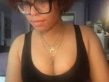 Caramelmina Chaturbate stream image from April 19, 2026