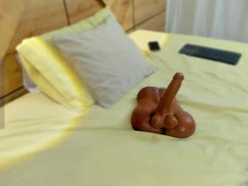Melissaalcapone Chaturbate stream image from April 19, 2026