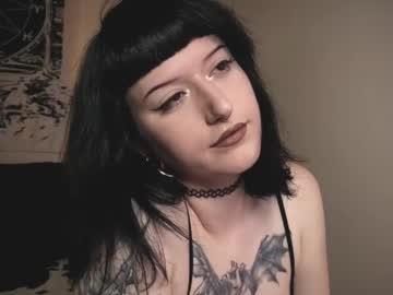 Ghoticspectre Chaturbate stream image from April 19, 2026