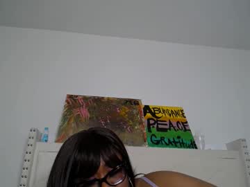 Missmaybach_ Chaturbate stream image from April 19, 2026