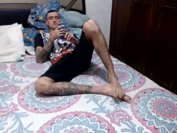 Ed_Big_Cock Chaturbate stream image from April 19, 2026