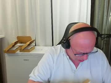 Machinegun3dx Chaturbate stream image from April 19, 2026