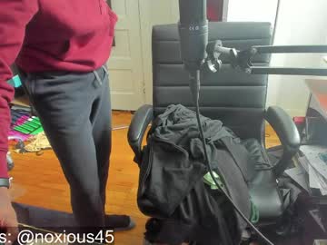 Noxious145 Chaturbate stream image from April 19, 2026