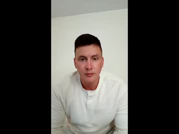 Xxbenfox Chaturbate stream image from April 19, 2026