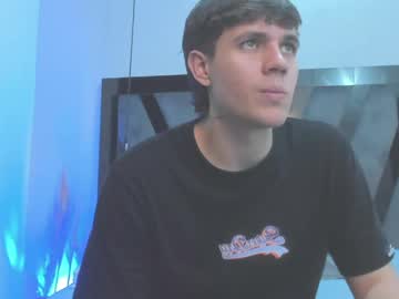 Miguel_Oapina Chaturbate stream image from April 19, 2026