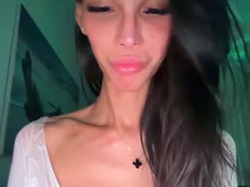 Xxwildmaexx Chaturbate stream image from April 19, 2026