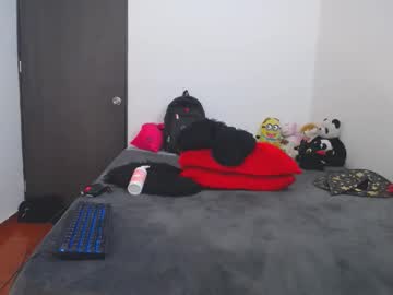 Candy754042 Chaturbate stream image from April 19, 2026