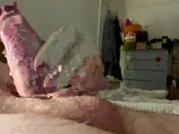 Surgenz73 Chaturbate stream image from April 19, 2026