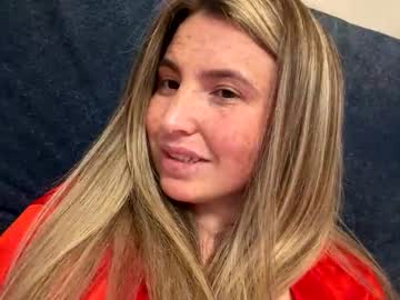 Fancyrossie Chaturbate stream image from April 19, 2026