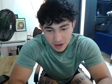Santii_Jr Chaturbate stream image from April 19, 2026