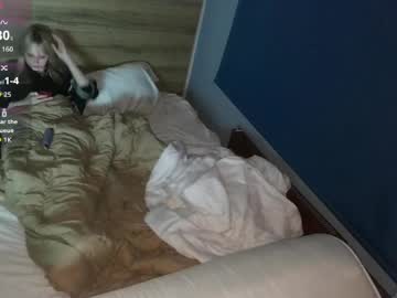 Nikirinksss Chaturbate stream image from April 20, 2026