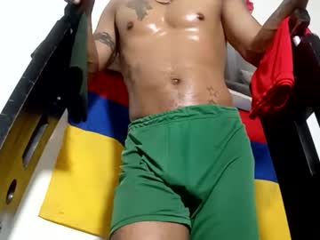 Lucascastrohot Chaturbate stream image from April 20, 2026