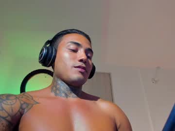 Santi__Ferrer Chaturbate stream image from April 20, 2026