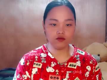 Urasian_Hotchix69 Chaturbate stream image from April 20, 2026