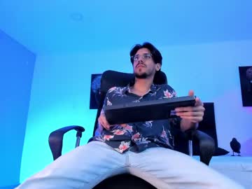 Dannyperlaza Chaturbate stream image from April 20, 2026