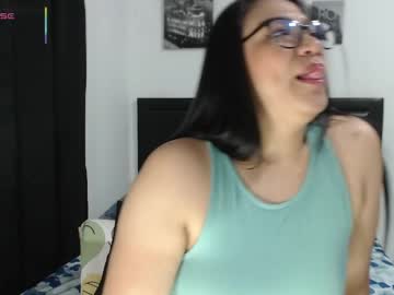 Sweetstormi Chaturbate stream image from April 20, 2026