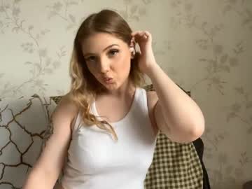 Mysticmew Chaturbate stream image from April 20, 2026