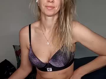 Sexualangel Chaturbate stream image from April 20, 2026