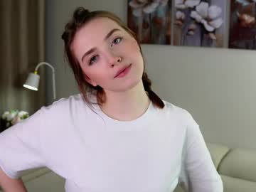 Nanalindner Chaturbate stream image from April 20, 2026
