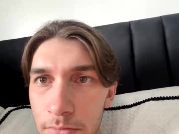 Baransucin19 Chaturbate stream image from April 20, 2026