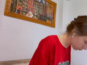 Vickythammavong Chaturbate stream image from April 20, 2026