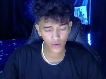Ken_Bigcockxx Chaturbate stream image from April 20, 2026