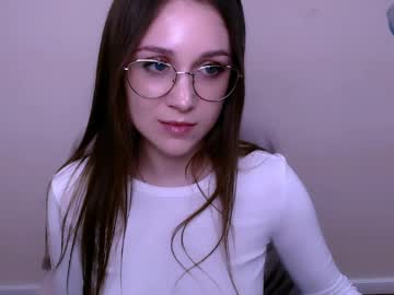 Millasamsd Chaturbate stream image from April 20, 2026