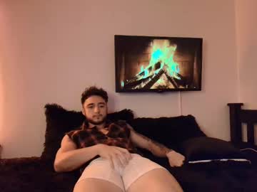 Latinboyvip_ Chaturbate stream image from April 20, 2026