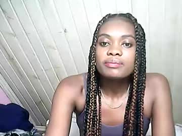 Emerence9794 Chaturbate stream image from April 20, 2026