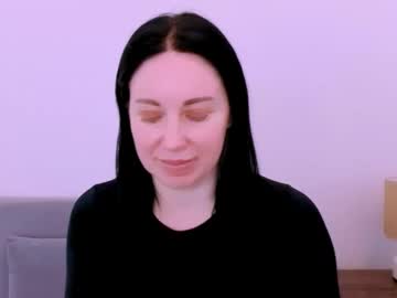 Miaalluring Chaturbate stream image from April 20, 2026