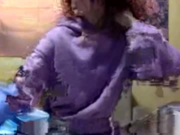 Melissa8maliss Chaturbate stream image from April 20, 2026
