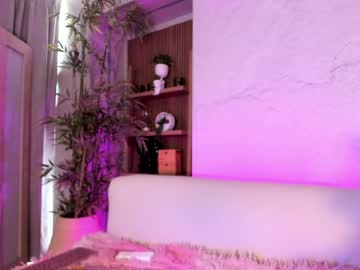 Antonella_Rossi24 Chaturbate stream image from April 20, 2026