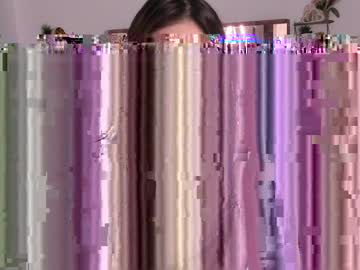 Miaacute2 Chaturbate stream image from April 20, 2026