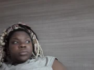 Butterfliou124 Chaturbate stream image from April 20, 2026