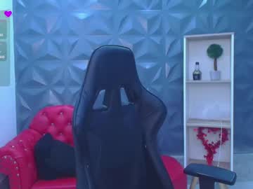 Cristal_War Chaturbate stream image from April 21, 2026
