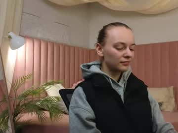 Emma_Chaser Chaturbate stream image from April 21, 2026