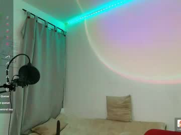 Isseymz Chaturbate stream image from April 21, 2026