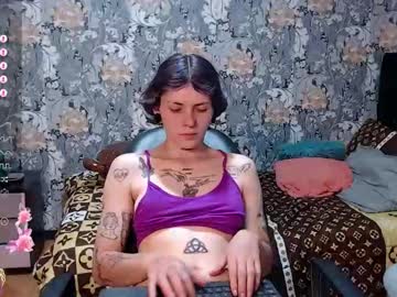 Pretty_Cristal22 Chaturbate stream image from April 21, 2026