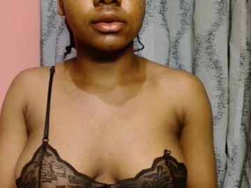 Vee62 Chaturbate stream image from April 21, 2026