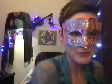 Goldynsilvyrempress Chaturbate stream image from April 21, 2026